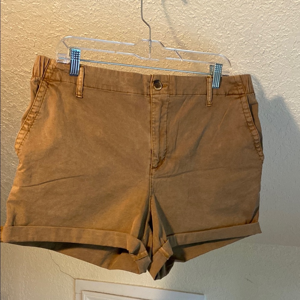 Old Navy women’s size large shorts